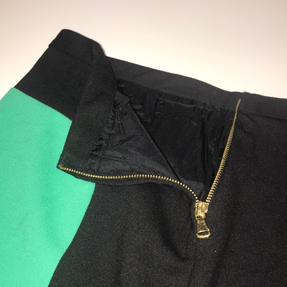 VIVIENNE TAM NWT Black & Green Block Mini Skirt - Picture 7 of 8